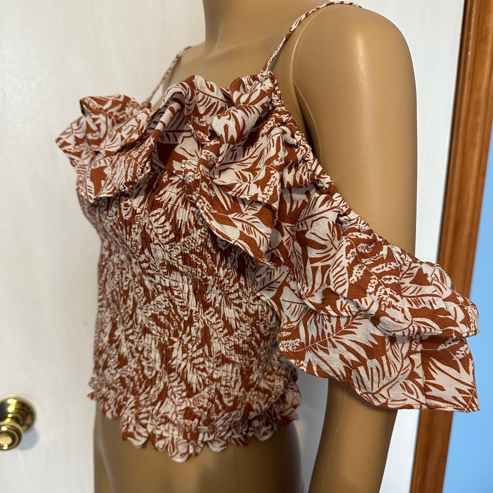 Juniors Size Large Smocked Crop Top / Blouse, NWOT - Picture 5 of 9